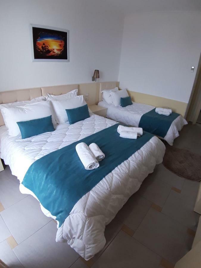 Aler Holiday Inn Sarande Phòng bức ảnh