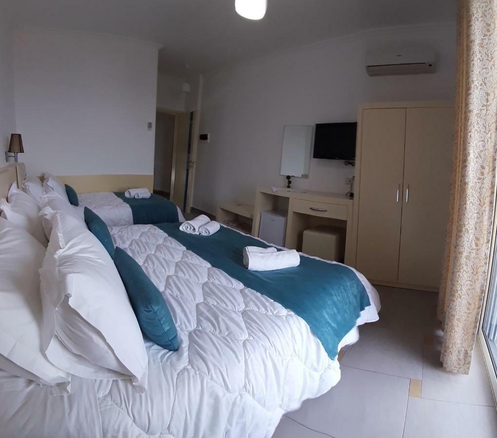 Aler Holiday Inn Sarande Ngoại thất bức ảnh