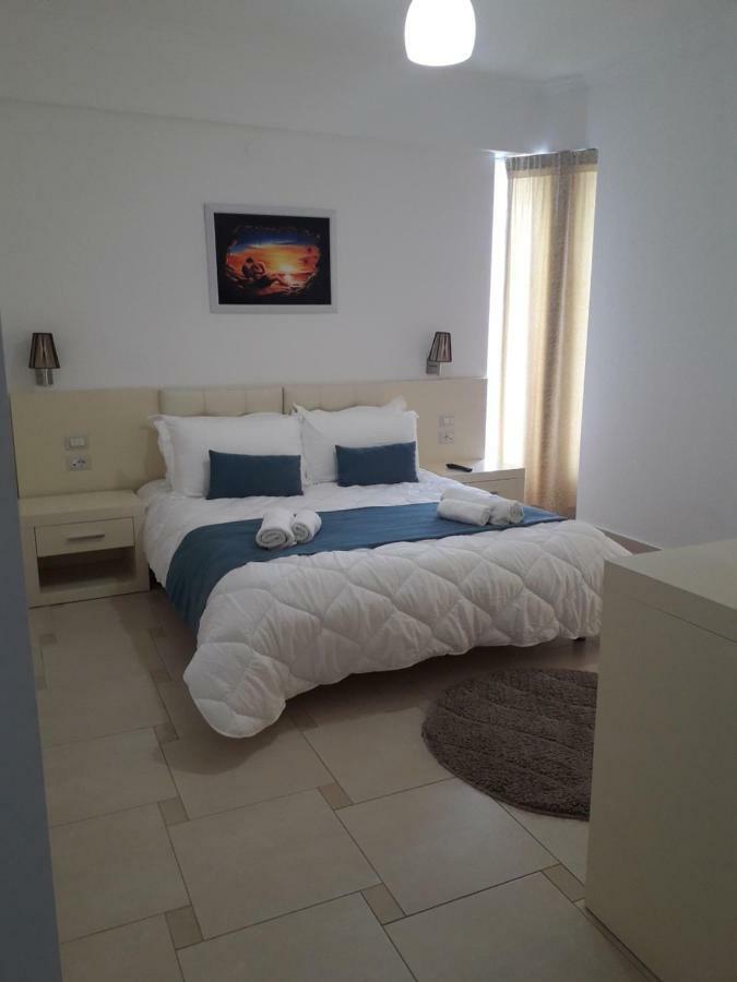 Aler Holiday Inn Sarande Phòng bức ảnh