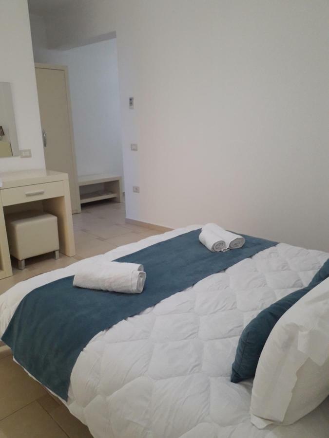 Aler Holiday Inn Sarande Phòng bức ảnh
